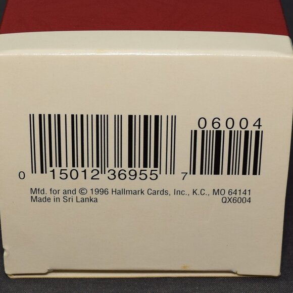 Hallmark Christmas Ornament Star of the Show Bunny Rabbit Ballerina QX6004 1996 - Picture 10 of 12